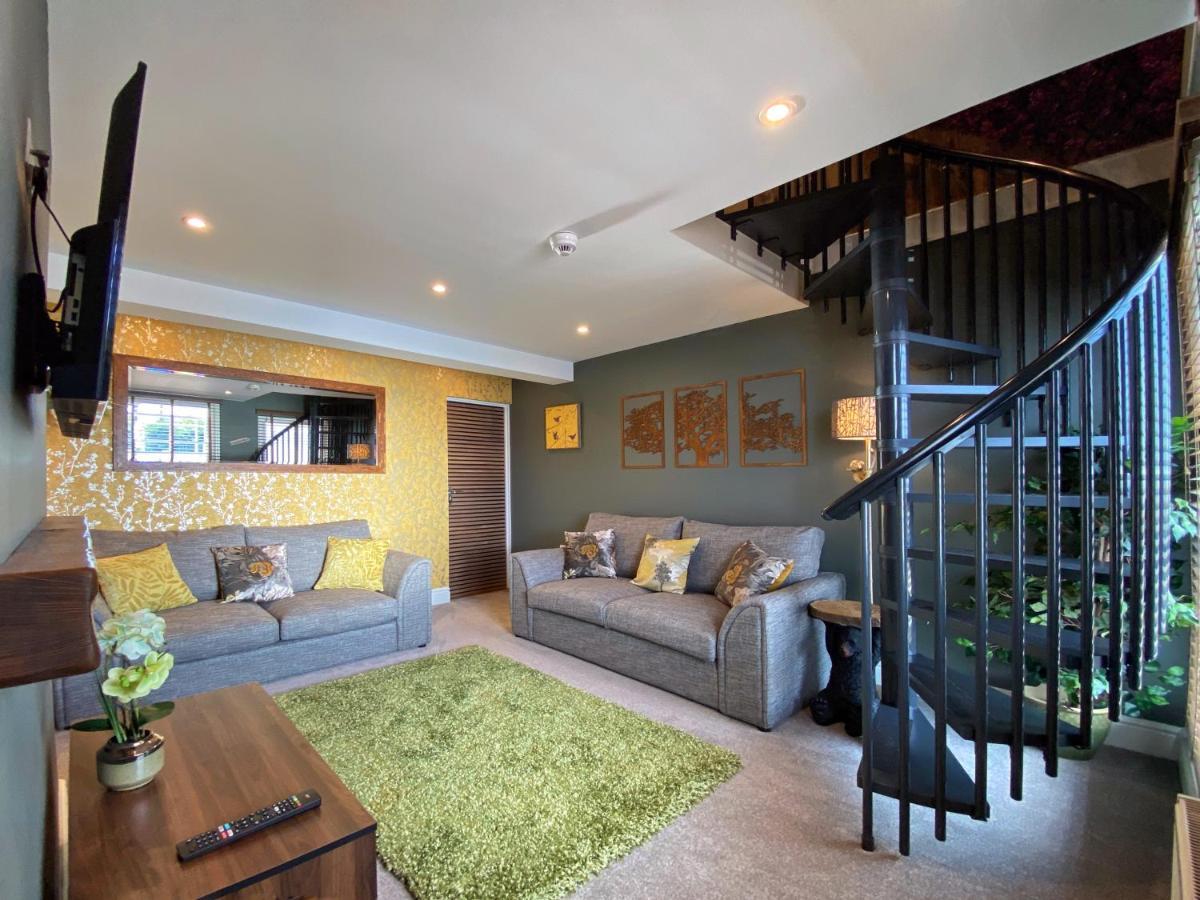 Hambrook House Canterbury - New Luxury Guest House With Espa Spa Complex Bagian luar foto