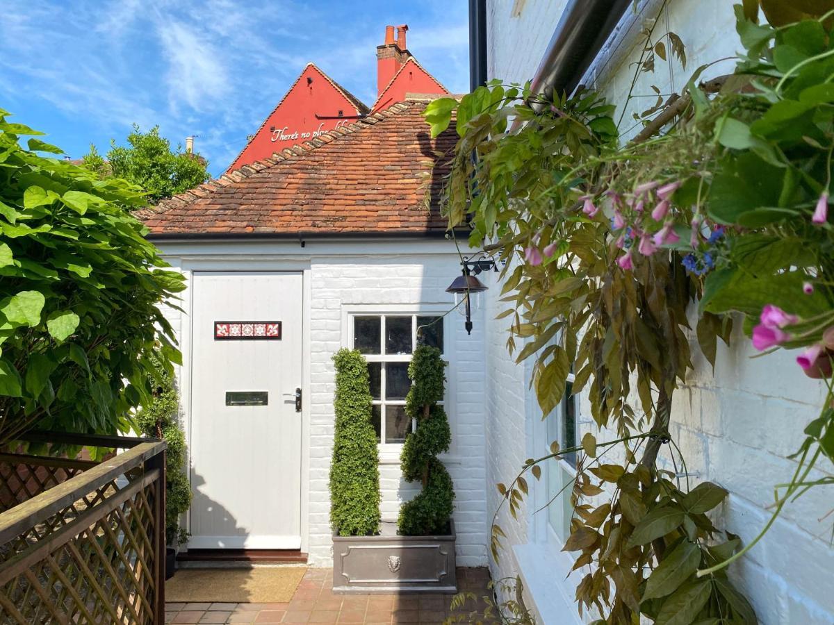 Hambrook House Canterbury - New Luxury Guest House With Espa Spa Complex Bagian luar foto