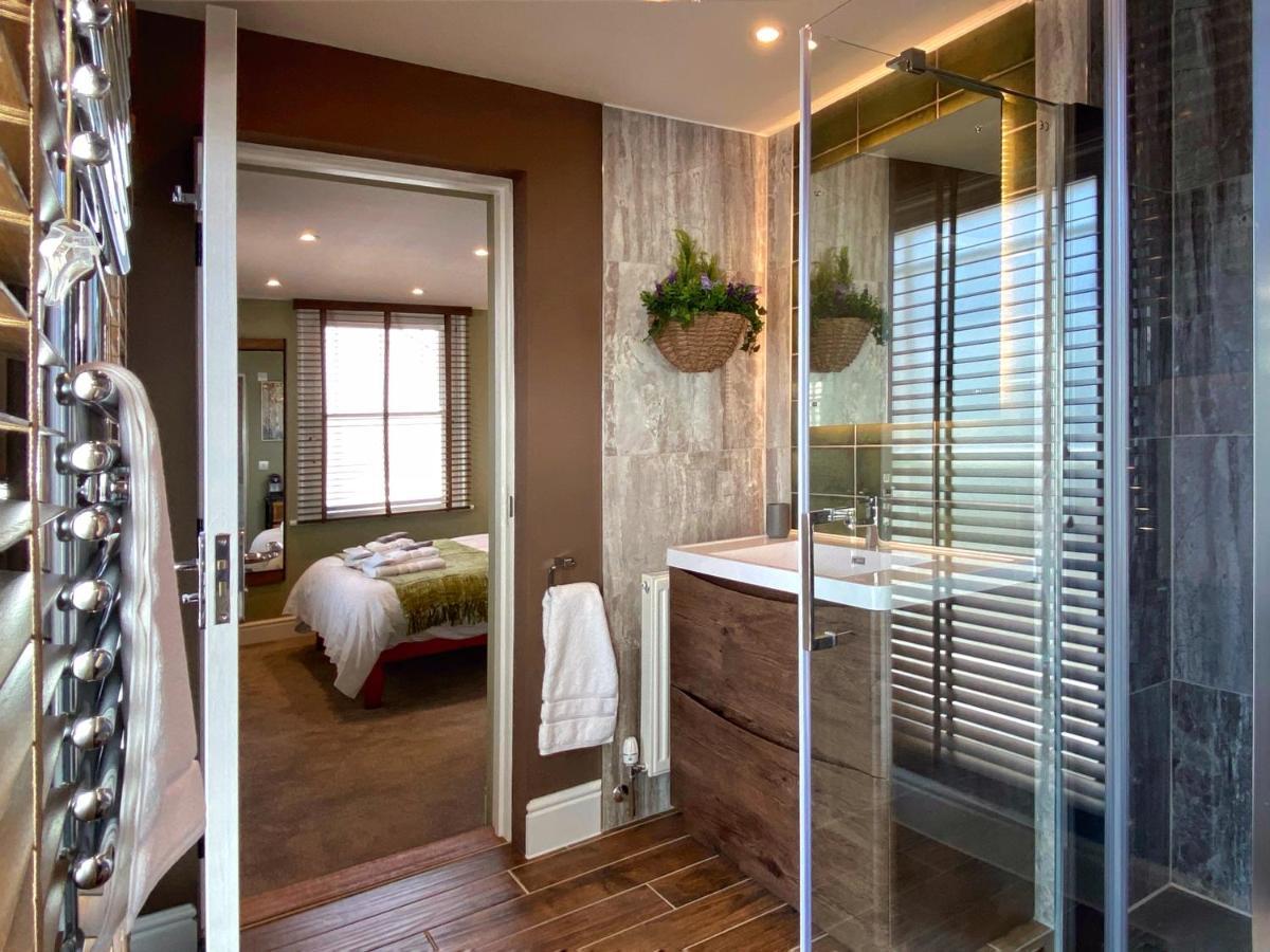 Hambrook House Canterbury - New Luxury Guest House With Espa Spa Complex Bagian luar foto