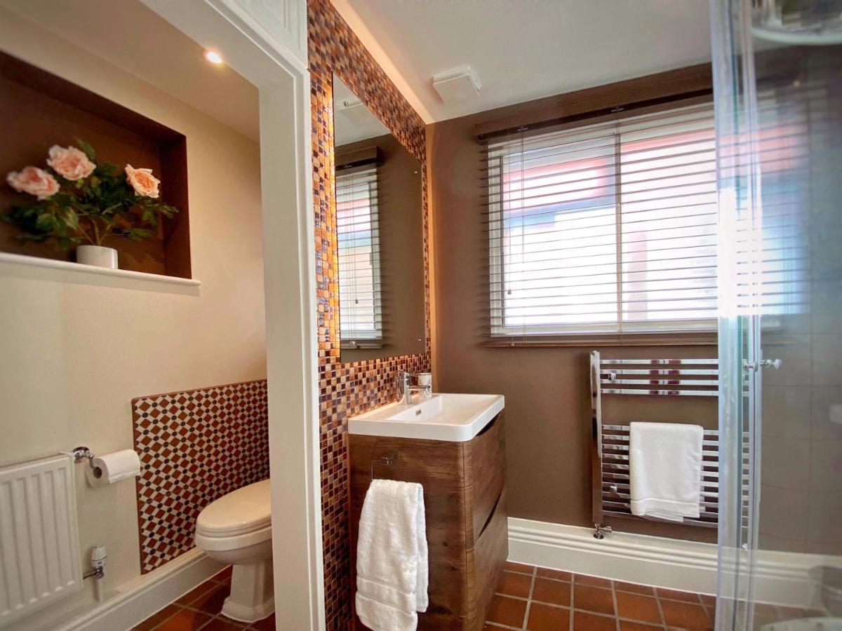 Hambrook House Canterbury - New Luxury Guest House With Espa Spa Complex Bagian luar foto