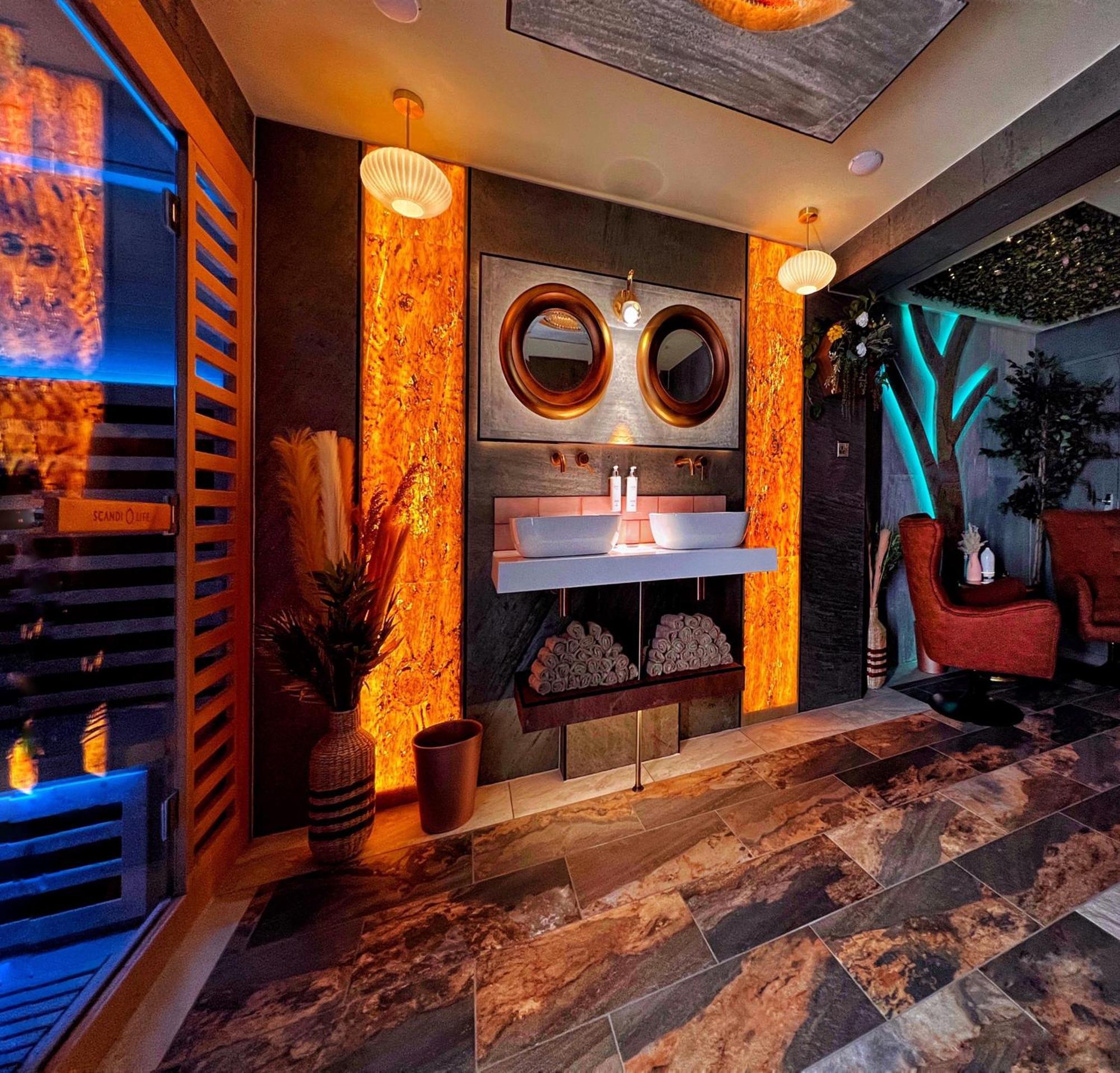 Hambrook House Canterbury - New Luxury Guest House With Espa Spa Complex Bagian luar foto